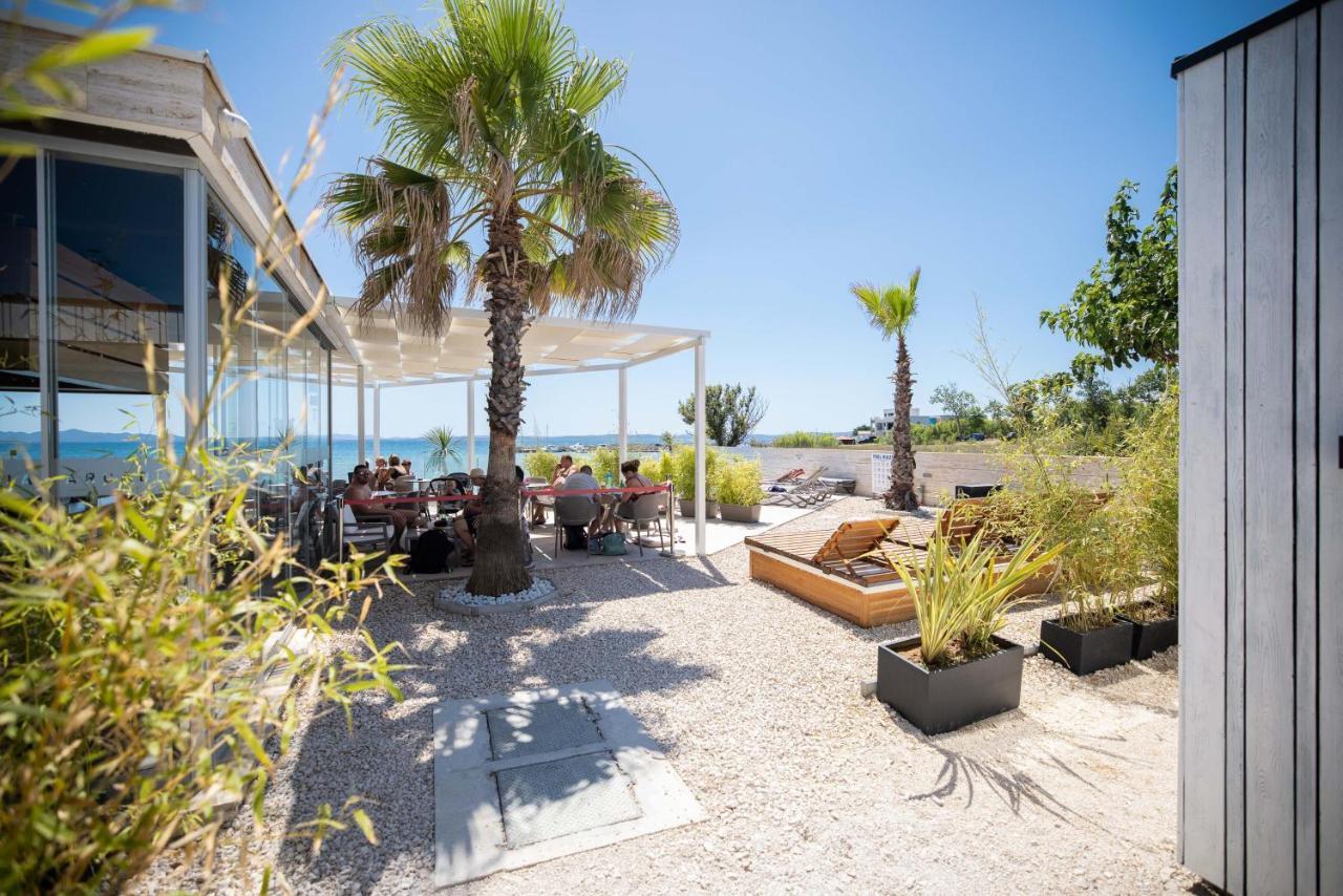 Arcadia Eco-Luxe Mobile Homes With Infinity Pool By Oiko Collection Привлака Экстерьер фото
